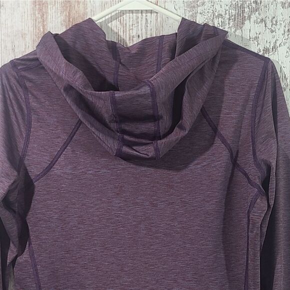 Women's 2XU hooded compression pullover long-sleeved top size small - Picture 5 of 7